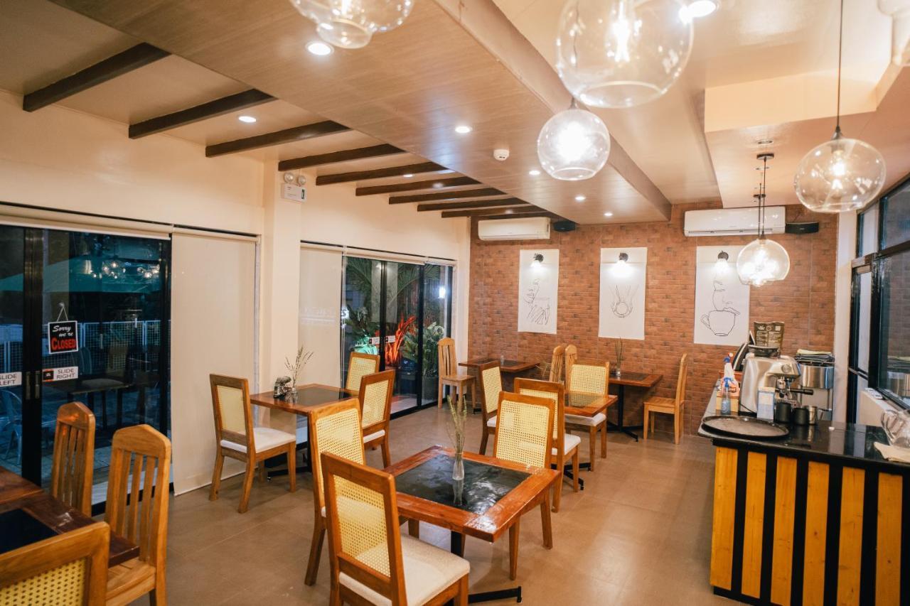 Marieli Suites Near Panglao International Airport 외부 사진